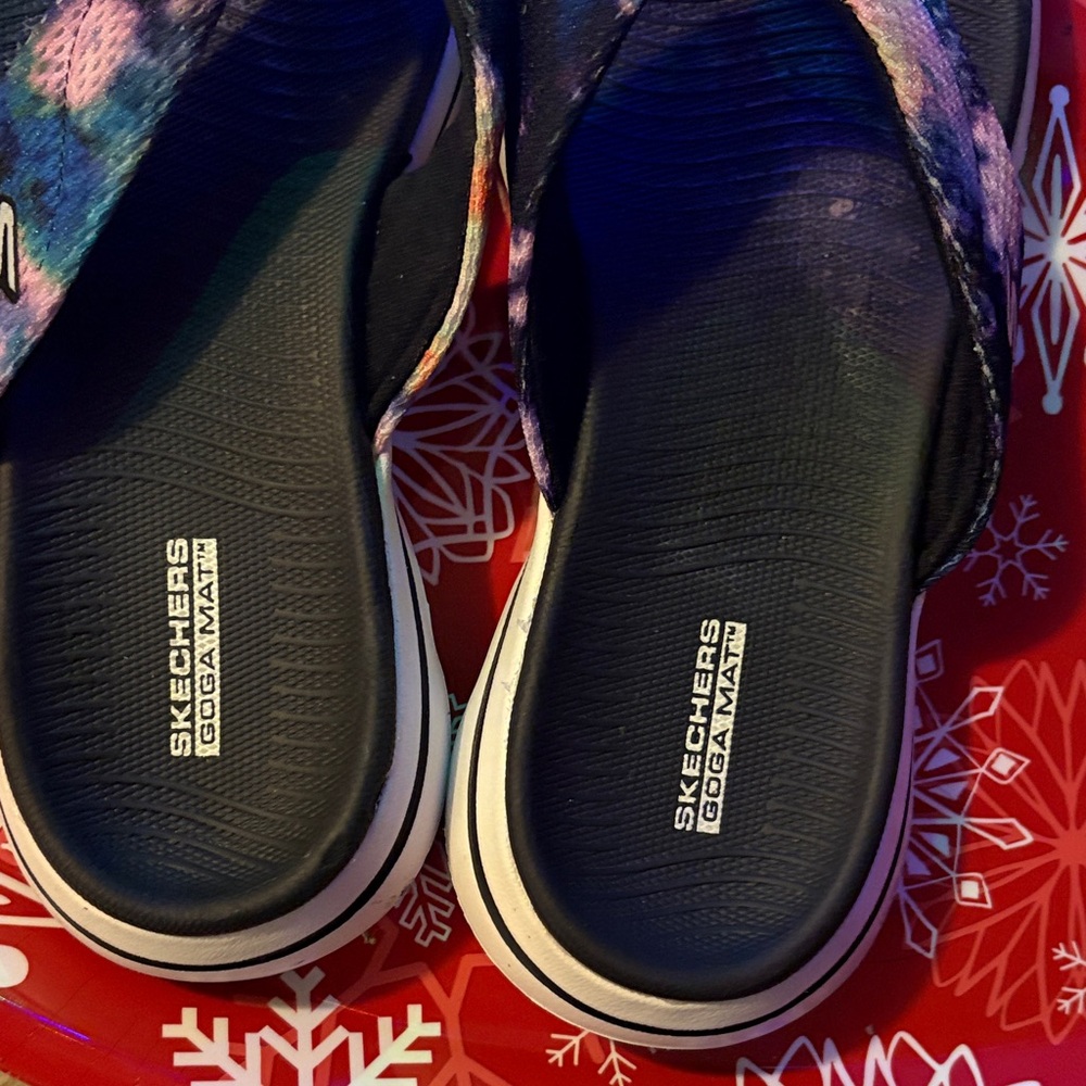 Skechers Kids' Blue and Pink Flip Flops - Picture 6 of 9